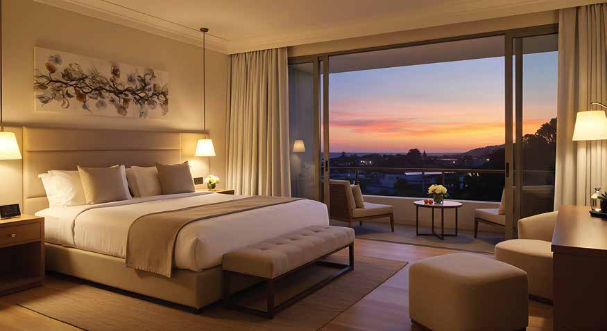 Premium hotel suite